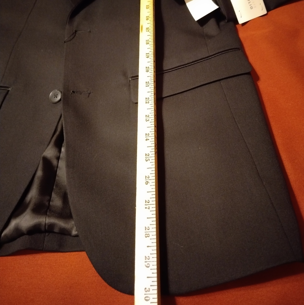 Jacket - Picture 10 of 12
